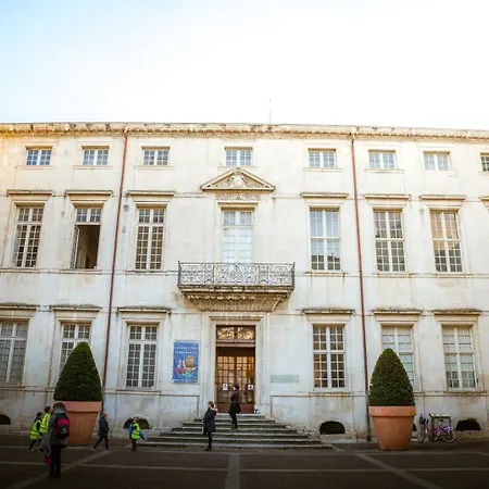 Studio Centre Historique, Gare A Proximite Nimes Exterior photo